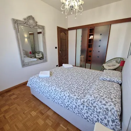 Casaserena Vicino Metro Bengasi Torino *