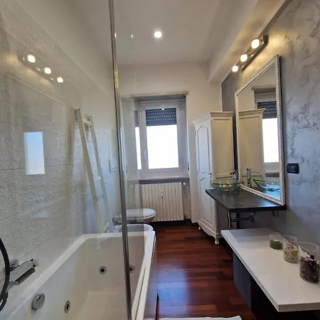 Casaserena Vicino Metro Bengasi Torino مونْكالييري